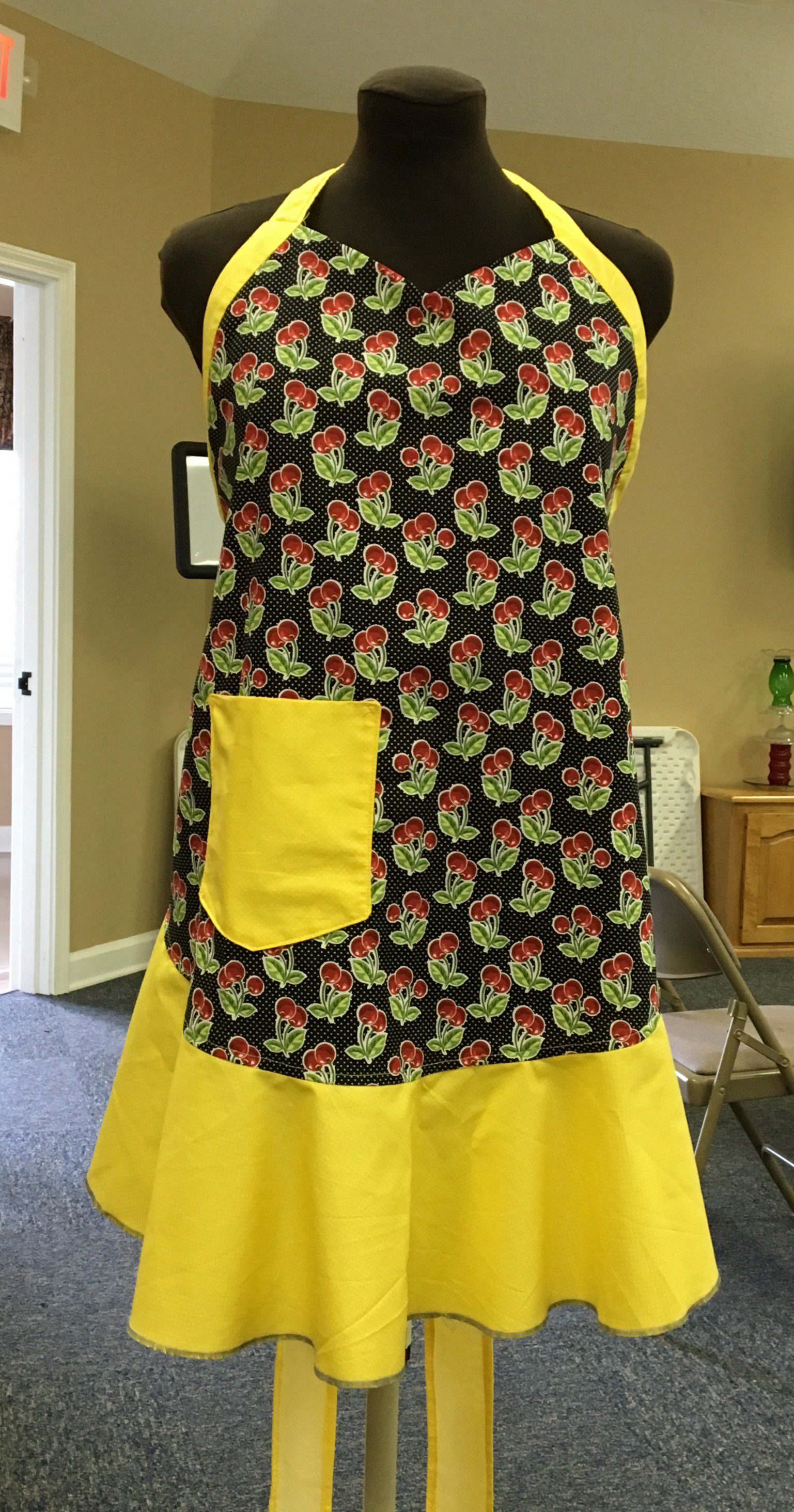 picture of vintage apron